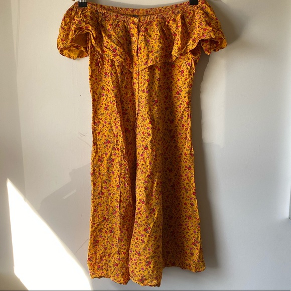 Yellow Off the Shoulder Dress - Picture 4 of 5